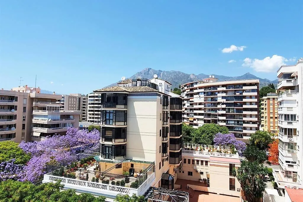 Modern Two Bedroom Apartment In Marbella Centre