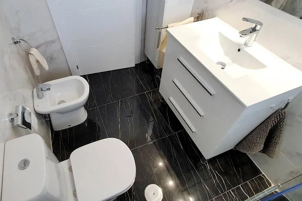 Modern Two Bedroom Apartment In Marbella Centre